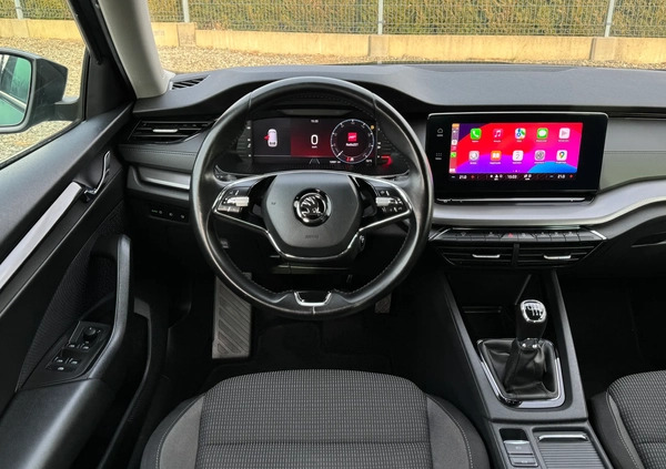 Skoda Octavia cena 69900 przebieg: 165000, rok produkcji 2020 z Jędrzejów małe 781